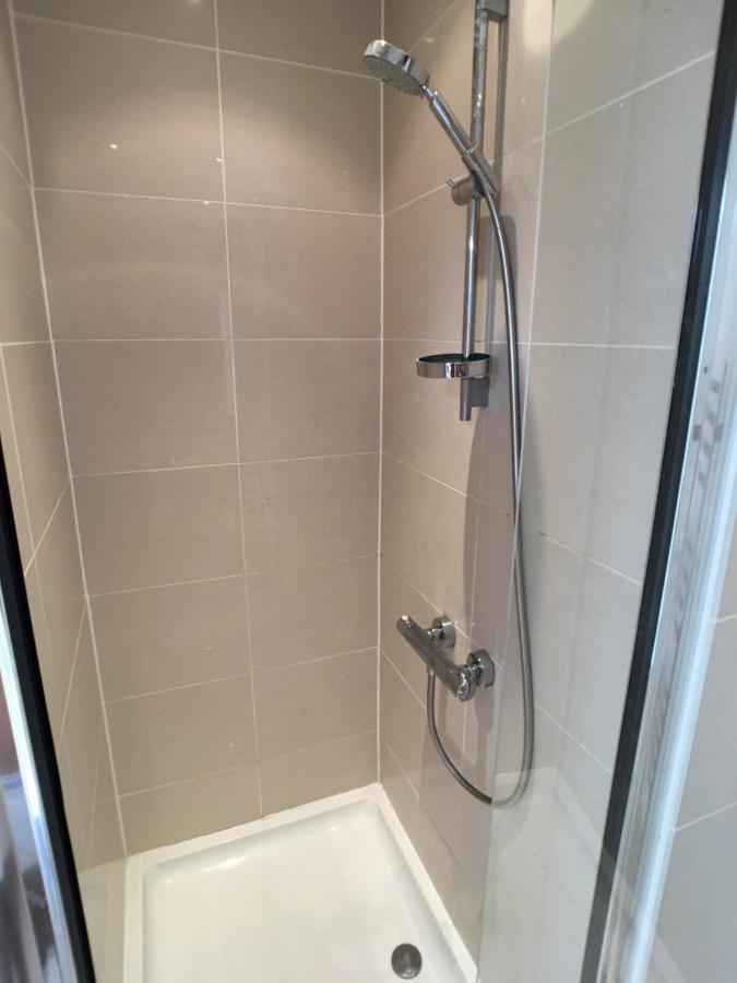 Luxury 2 Bed Penthouse Apartment Near Station London Exterior foto