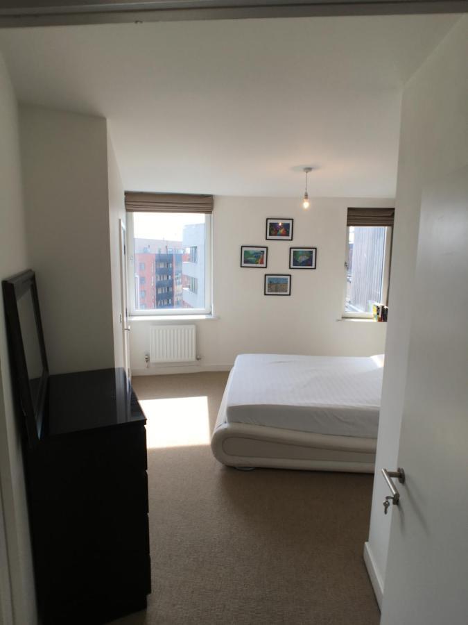 Luxury 2 Bed Penthouse Apartment Near Station London Exterior foto